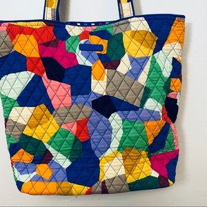 Gorgeous Vera Bradley Geometric Quilted Tote